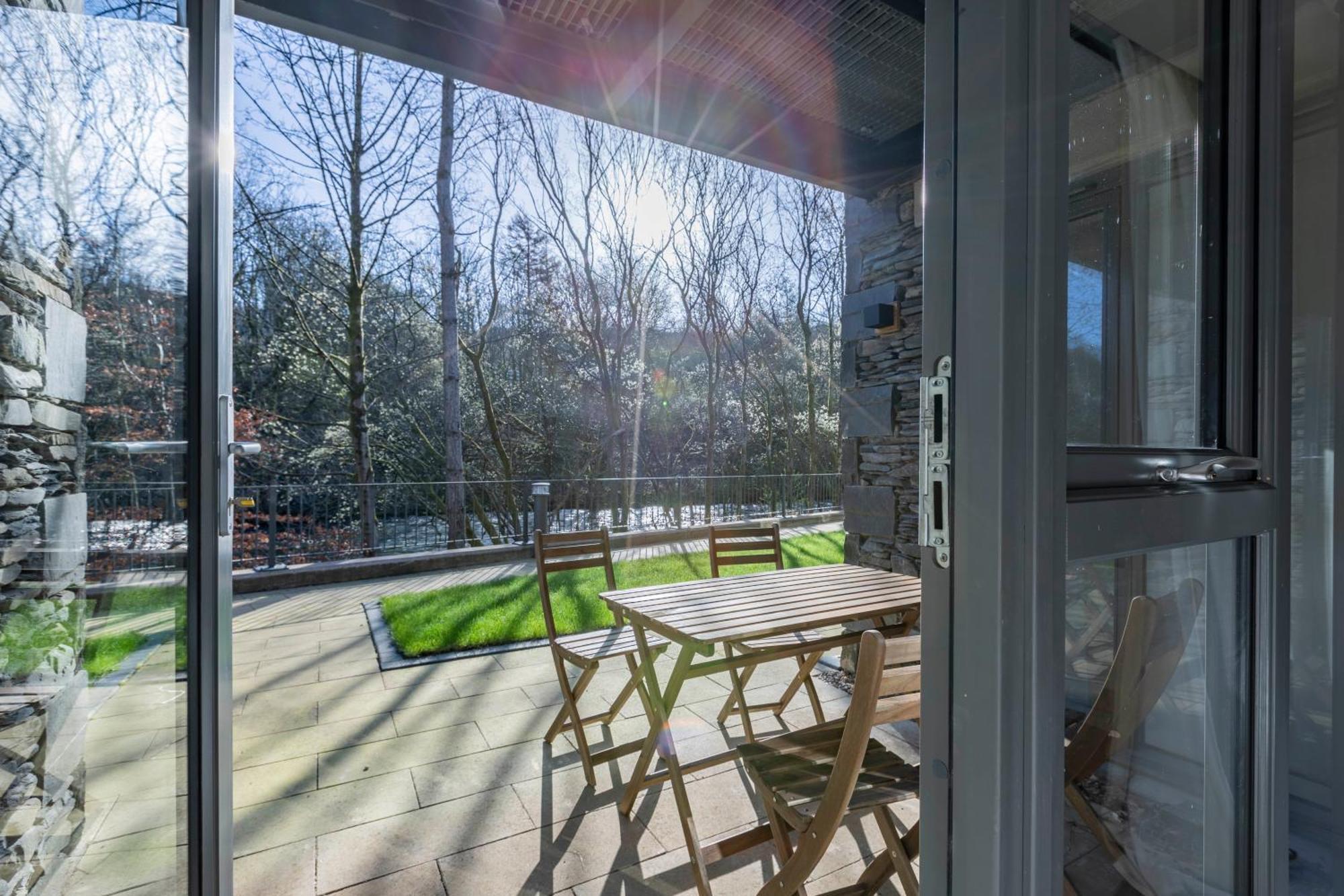Apartments In Lake District Backbarrow Екстериор снимка